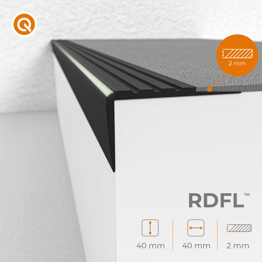 Nez de marche PVC 40x40 mm, profilé d'escalier RDFL, PHOTOLUMINESCENT antidérapant, protection d’escalier, noir, 150 cm